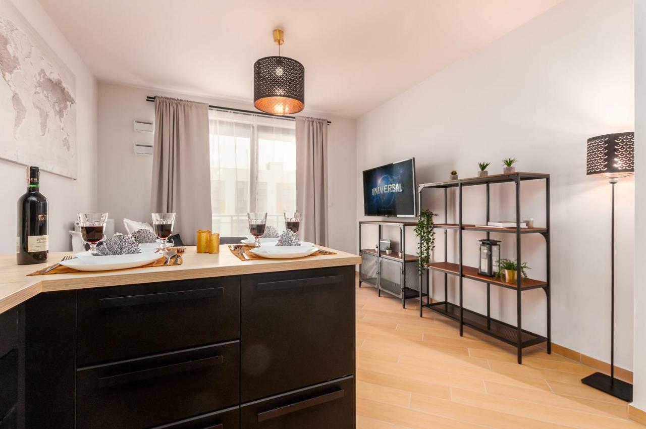 Apartments Jana Kazimierza 50 By Renters ワルシャワ エクステリア 写真